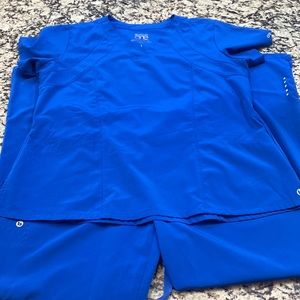 Barco One Large royal blue scrub set
